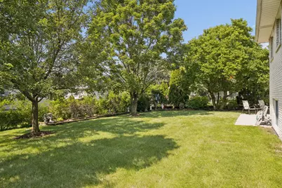 7802 Sawyer Road, Darien, IL 60561 - Photo 24