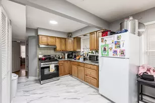 5038 N Harding Ave, Chicago, IL 60625 - Photo 12