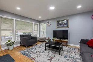 5038 N Harding Ave, Chicago, IL 60625 - Photo 4