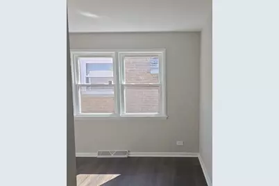 2252 E 92nd Place, Chicago, IL 60617 - Photo 6