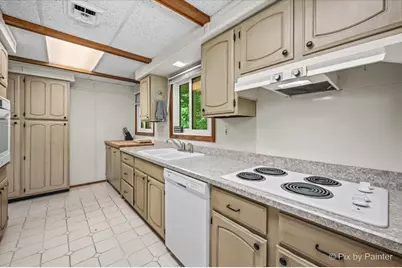 6N365 Essex Avenue, Saint Charles, IL 60174 - Photo 10