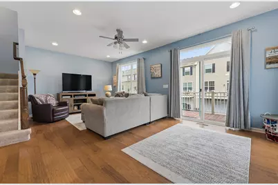 [Address not provided], South Elgin, IL 60177 - Photo 10