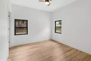1246 S Fairfield Ave, Chicago, IL 60608 - Photo 6