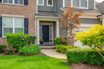 1945 Jordan Terrace, Buffalo Grove, IL 60089 - Photo 2