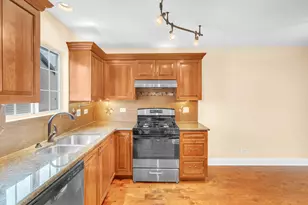 354 Ogden Falls Blvd, Oswego, IL 60543 - Photo 8