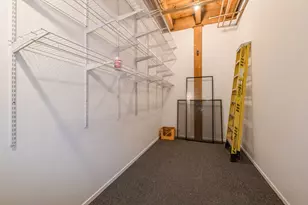 616 W Fulton St, Chicago, IL 60661 - Photo 26