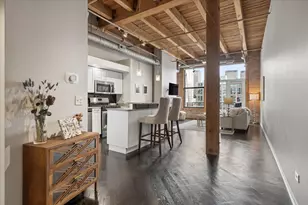 616 W Fulton St, Chicago, IL 60661 - Photo 10