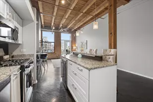 616 W Fulton St, Chicago, IL 60661 - Photo 16