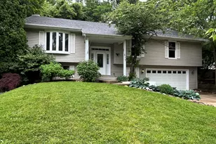 417 Cambridge Way, Bolingbrook, IL 60440 - Photo 2