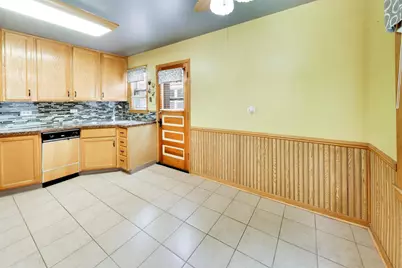 11449 S Fairfield Avenue, Chicago, IL 60655 - Photo 14