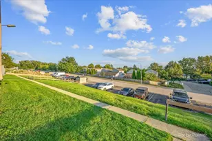 821 Bode Rd, Elgin, IL 60120 - Photo 24