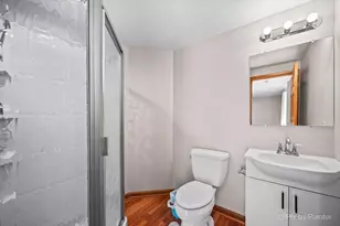 401 Longford Dr, Elgin, IL 60120 - Photo 24