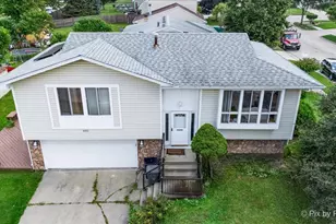 401 Longford Dr, Elgin, IL 60120 - Photo 34