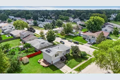 401 Longford Drive, Elgin, IL 60120 - Photo 40