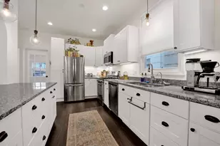 3749 W Palmer St, Chicago, IL 60647 - Photo 12