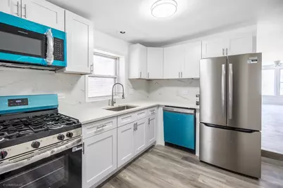 2654 N Lincoln Avenue #2, Chicago, IL 60614 - Photo 8