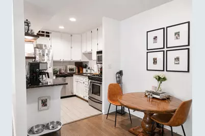 2201 N Cleveland Avenue #403, Chicago, IL 60614 - Photo 4