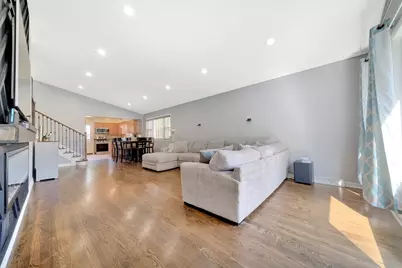 10536 S Kostner Avenue, Oak Lawn, IL 60453 - Photo 4