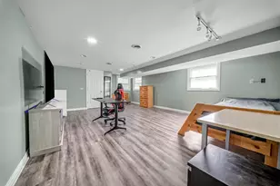 10536 S Kostner Ave, Oak Lawn, IL 60453 - Photo 14
