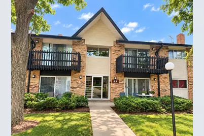 4A Kingery Quarter #203, Willowbrook, IL 60527 - Photo 1