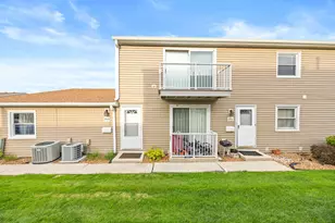7929 163rd Ct, Tinley Park, IL 60477 - Photo 2