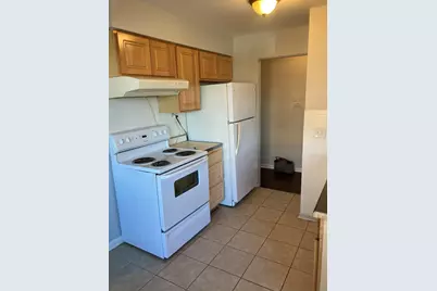 2420 W Berwyn Avenue #304, Chicago, IL 60625 - Photo 6