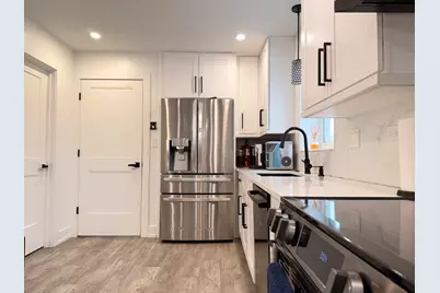 3301 N Austin Avenue, Chicago, IL 60634 - Photo 2