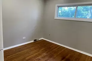 17210 Hawthorne Dr, East Hazel Crest, IL 60429 - Photo 28