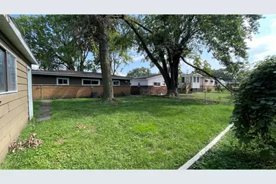 17210 Hawthorne Drive, East Hazel Crest, IL 60429 - Photo 22