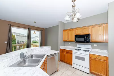 502 Le Moyne Avenue, Romeoville, IL 60446 - Photo 10