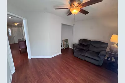 1059 Courtland Drive, Buffalo Grove, IL 60089 - Photo 10