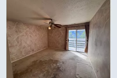 1059 Courtland Drive, Buffalo Grove, IL 60089 - Photo 14