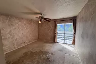 1059 Courtland Dr, Buffalo Grove, IL 60089 - Photo 14