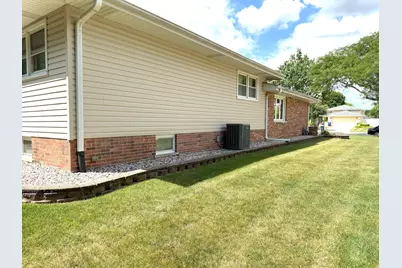 7129 Exner Road, Darien, IL 60561 - Photo 42