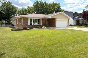 7129 Exner Rd, Darien, IL 60561 - Photo 2