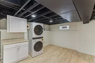 6218 W Foster Ave, Chicago, IL 60630 - Photo 30