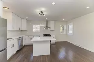 6218 W Foster Ave, Chicago, IL 60630 - Photo 8