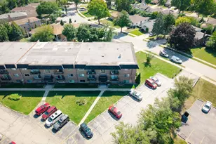 215 S Hale St, Addison, IL 60101 - Photo 22