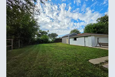 9104 Oleander Avenue, Morton Grove, IL 60053 - Photo 32