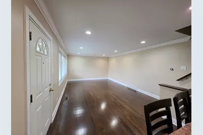 9104 Oleander Avenue, Morton Grove, IL 60053 - Photo 4