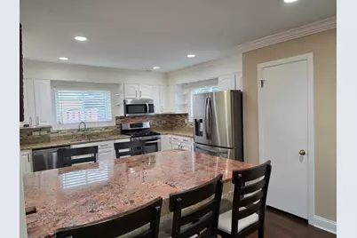 9104 Oleander Avenue, Morton Grove, IL 60053 - Photo 8