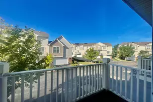 1736 Persimmon St, Hanover Park, IL 60133 - Photo 16