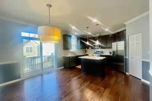 1736 Persimmon St, Hanover Park, IL 60133 - Photo 10