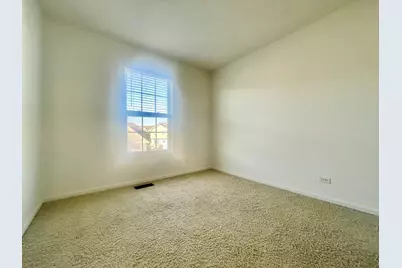 1736 Persimmon Street, Hanover Park, IL 60133 - Photo 20