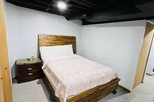 105 Neutrenton Ave, Elgin, IL 60120 - Photo 22