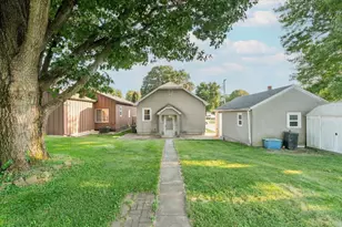 516 Main St, Dalzell, IL 61320 - Photo 2