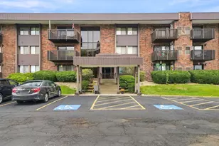 1503 Woodbridge Rd, Joliet, IL 60436 - Photo 1