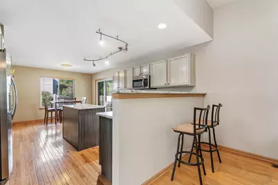 16427 S Canterbury Way, Lockport, IL 60441 - Photo 6