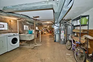 2643 W Farragut Ave, Chicago, IL 60625 - Photo 22
