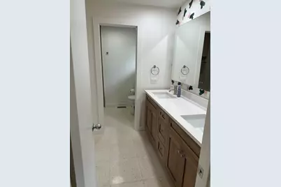 1104 Taunton Court, Schaumburg, IL 60193 - Photo 20